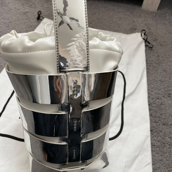 PACO RABANNE Silver Metallic Mirror Cage Faux Leather Large Bucket Bag - Picture 10 of 15
